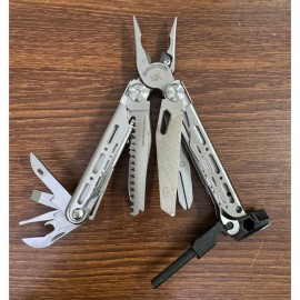 MULTIHERRAMIENTA DE 18 USOS mesa de trabajo